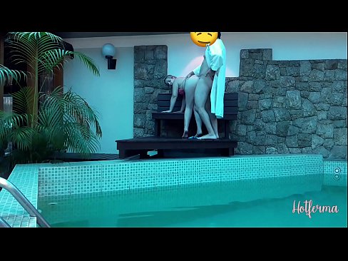 ❤️ Oga pe iranṣẹbinrin si awọn pool, sugbon ko le koju kan gbona ️ Ibalopo didara ni% yo.quizfarmature.ru ☑